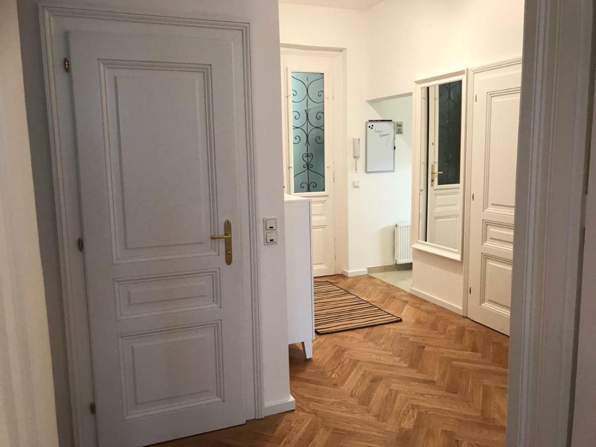 Leuhusen Orange Apartment Wien Exteriör bild
